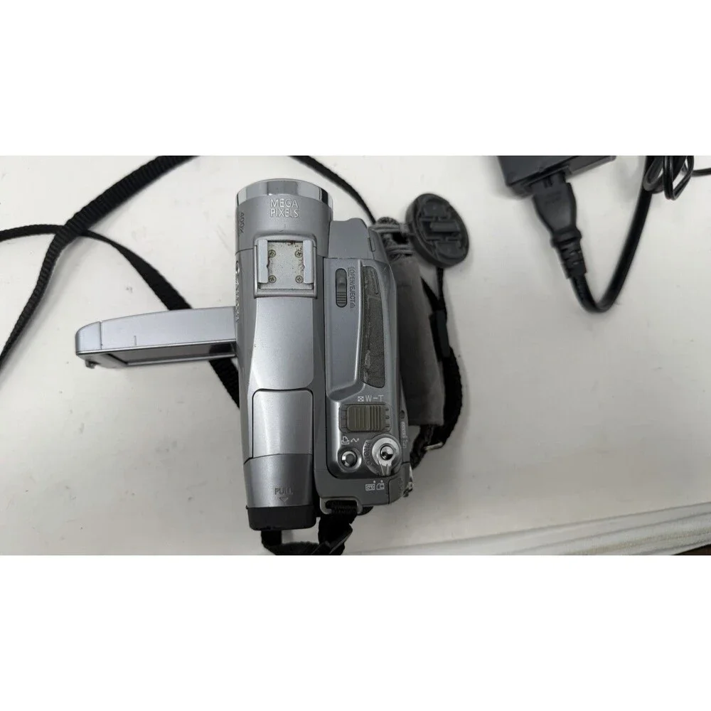 Canon ELURA 90 MiniDV Camcorder (Read)